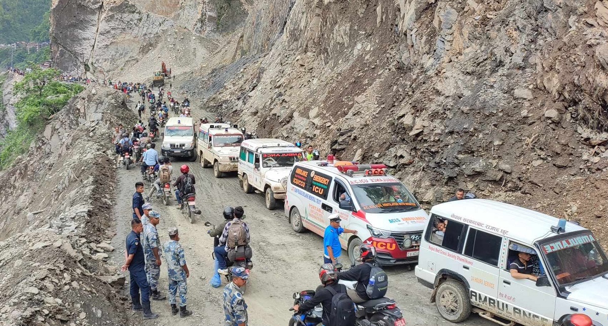 नारायणघाट- मुग्लिन सडकखण्ड दुइतर्फी सञ्चालन