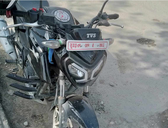 अत्तरियामा बिदाको दिन अनुमति विना चलाइएको सरकारी मोटरसाइकल नियन्त्रणमा