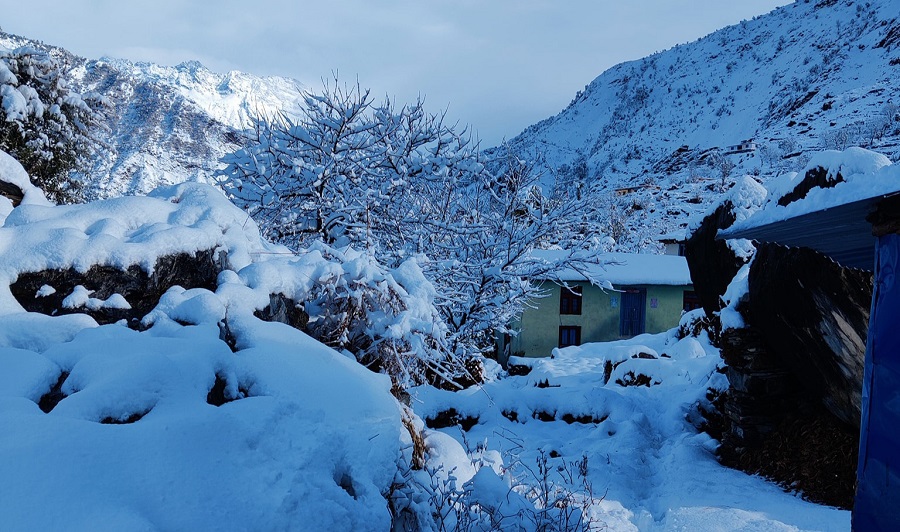 सुदूर पहाडमा हिमपातले जनजीवन प्रभावित