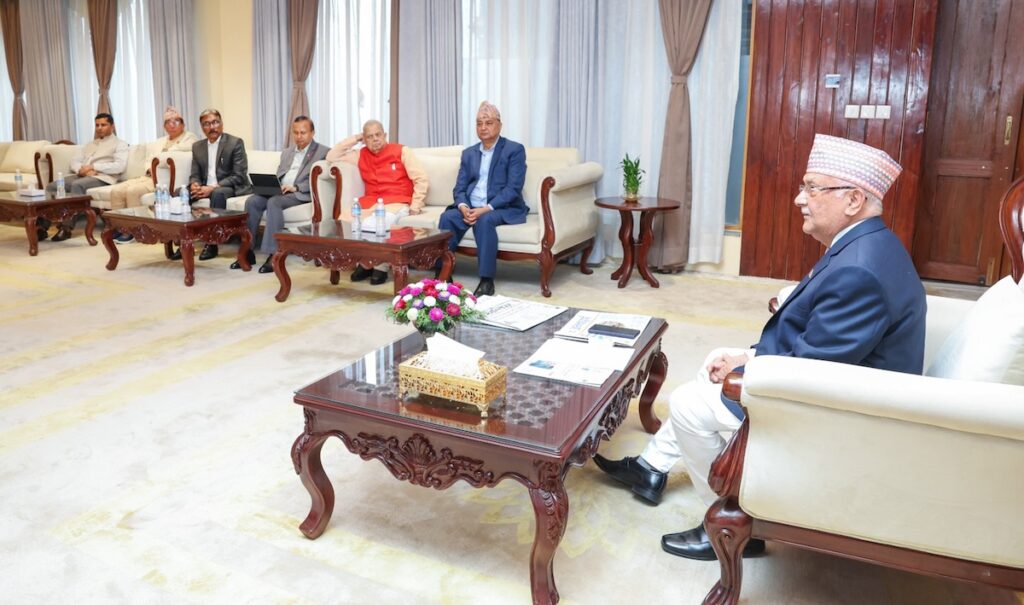 आज बिहान ११ बजे सत्तापक्ष दलहरूको बैठक बस्दै