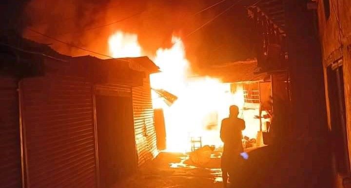 अछामको जयगढ बजारमा आगलागी, नौ घर जलेर नष्ट