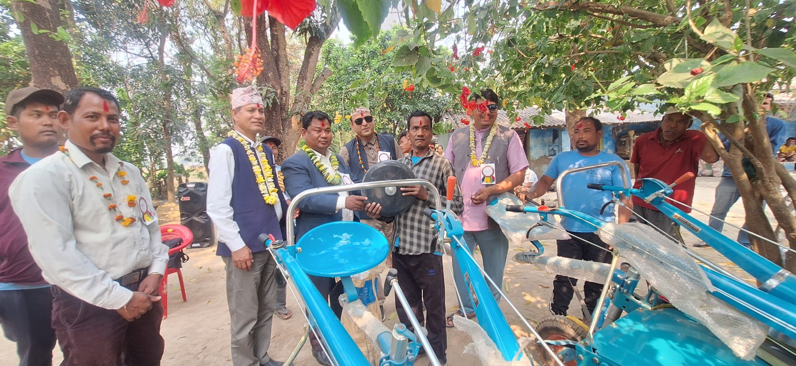 ज्ञान केन्द्र कैलालीको ५० प्रतिशत लागत साझेदारीमा कृषि सामाग्री वितरण