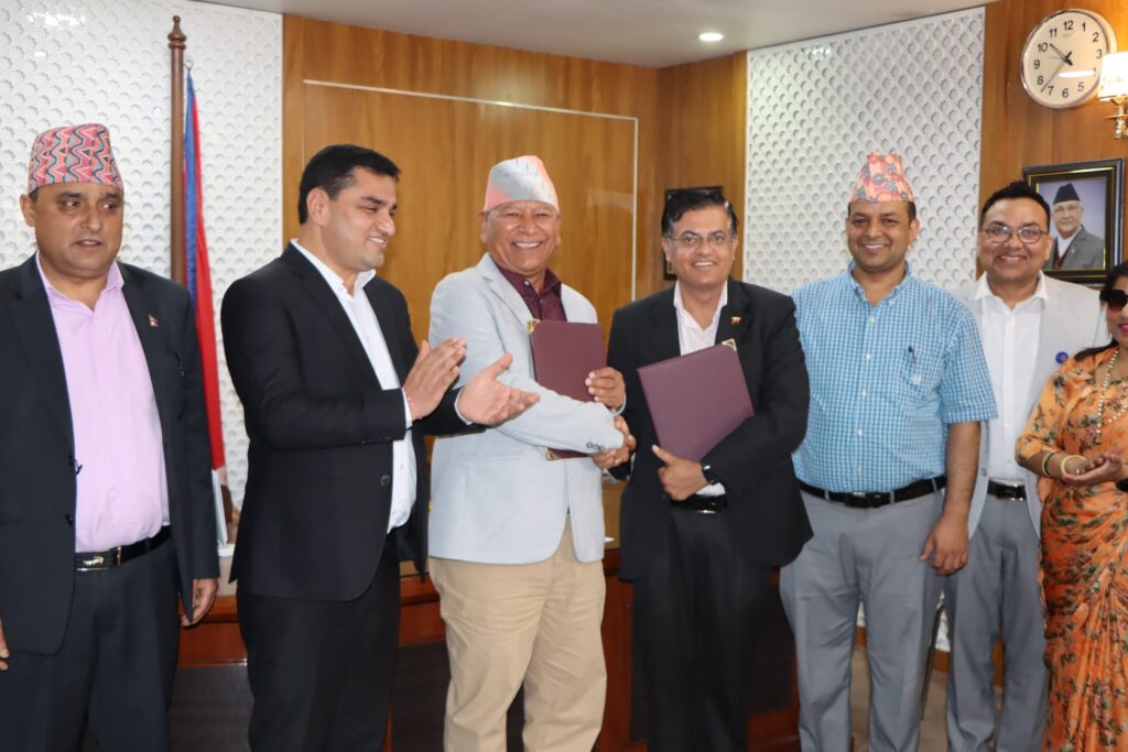 आँखा उपचार सेवा विस्तार गर्न स्वास्थ्य मन्त्रालय र नेत्रज्योति संघबीच सम्झौता