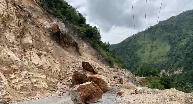 कालीगण्डकी सडक पूर्णरूपमा अवरुद्ध