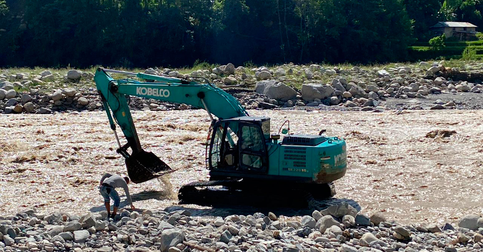 अवरुद्ध बिपी राजमार्ग : डाइभर्सन निर्माण सुरु