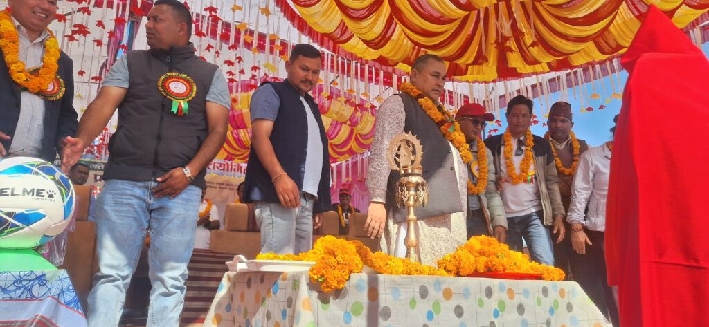 बर्दगोरियामा सुदूरपश्चिम प्रदेशव्यपी विद्यालय स्तरीय फुटबल प्रतियोगिता सुरु