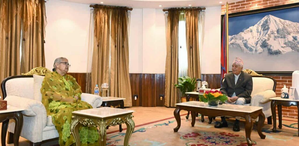 प्रधानमन्त्री र प्रमुख तीन दलका नेतृत्वबीच पहिलोपल्ट छलफल हुँदै