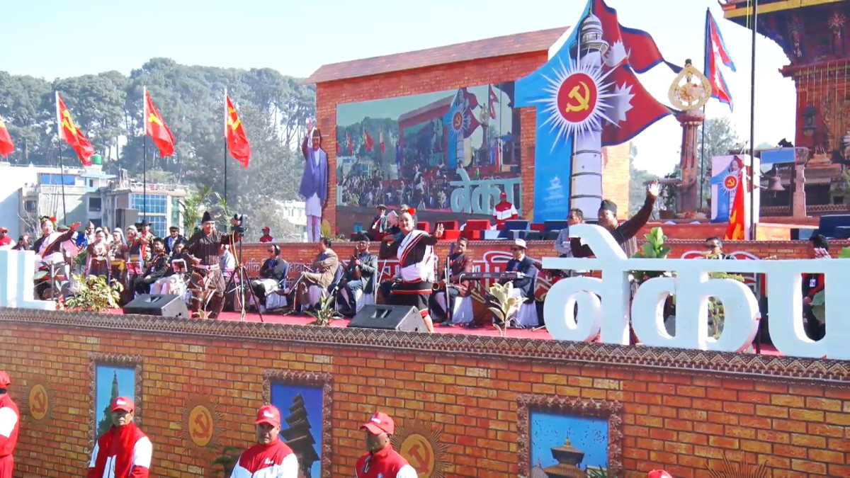 एमालेको ११औँ राष्ट्रिय महाधिवेशन स्थलमा चहलपहल सुरु [तस्बिरहरु]