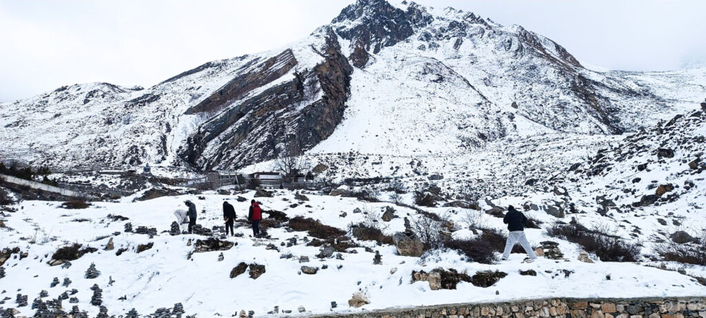 मुस्ताङ मुक्तिक्षेत्रमा हिमपात