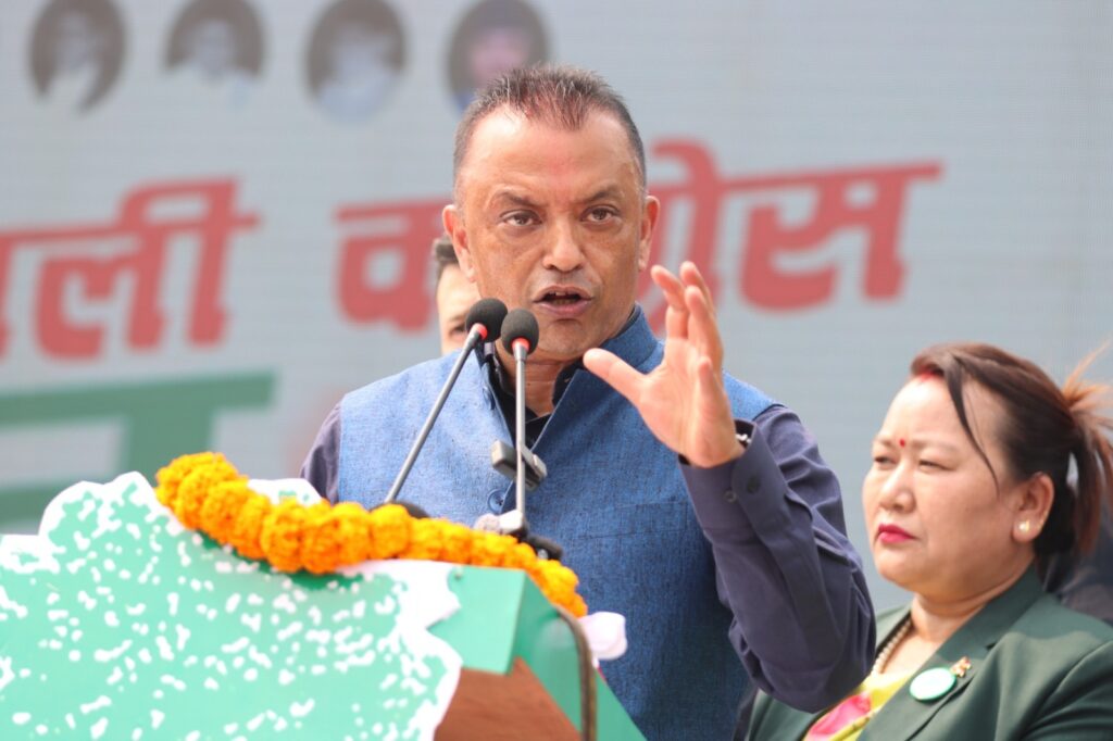 क्रियाशील सदस्यता अध्यावधिक नगर्नेहरु पार्टीको सदस्य नरहने गगनको चेतावनी