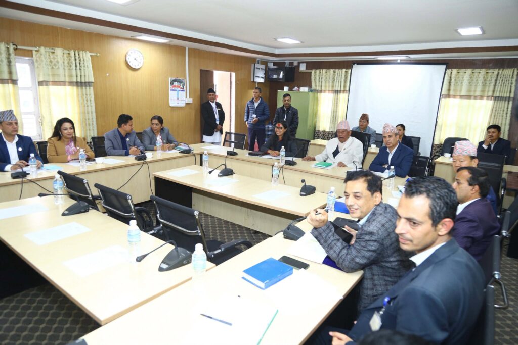 संसद् सचिवालयको आह्वानमा सिंहदरबारमा सर्वदलीय बैठक सुरु