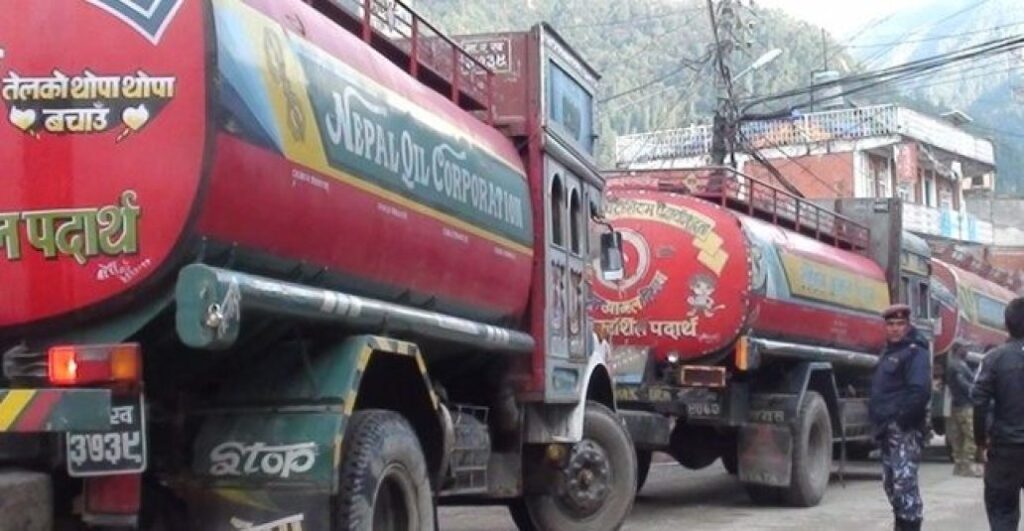 पेट्रोलियम पदार्थको मूल्य वृद्धि,  सुदूरपश्चिममा ठूला विकास आयोजना प्रभावित