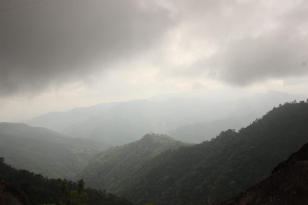 सुदूरको पहाडी तथा तराई भागका केही ठाउँमा हावाहुरी सहित पानी पर्ने सम्भावना